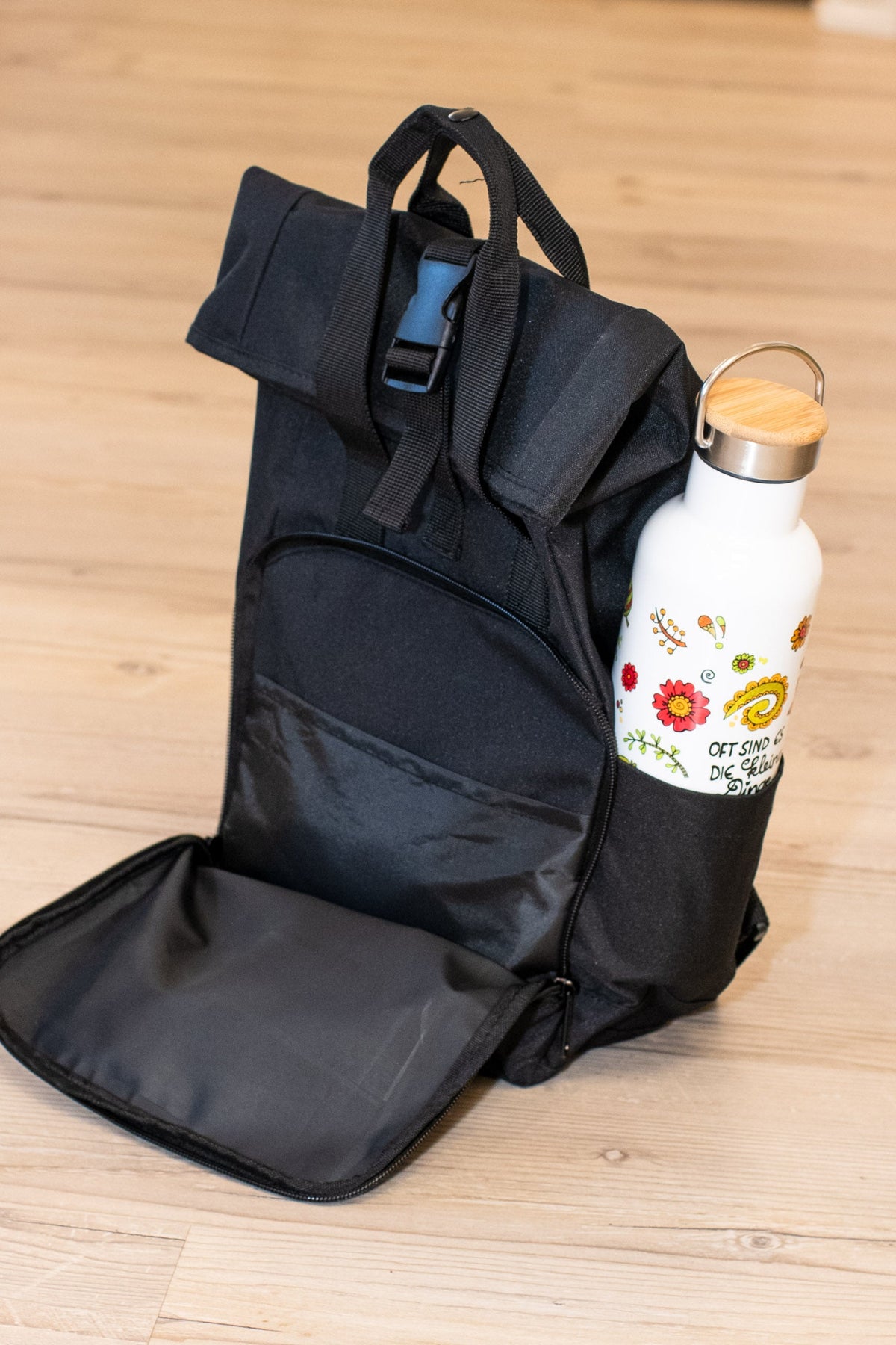Rucksack klein Black „Bee happy”