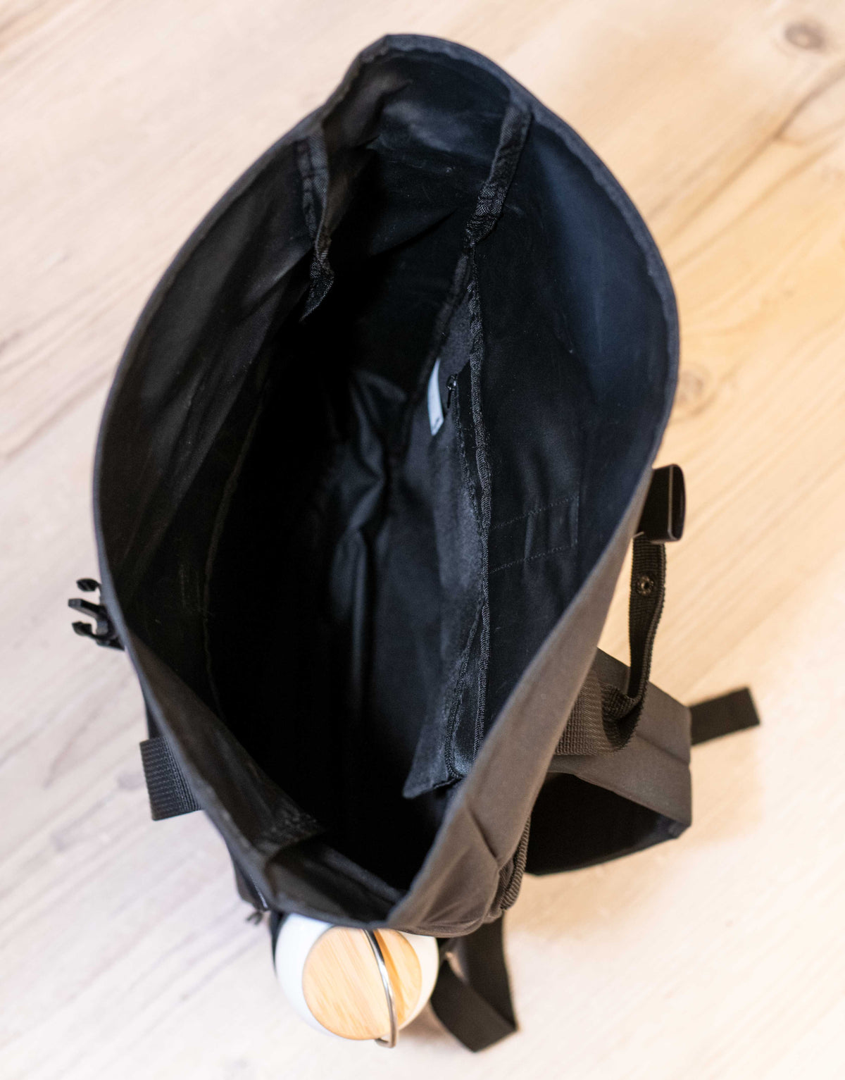 Rucksack klein Black „Bee happy”