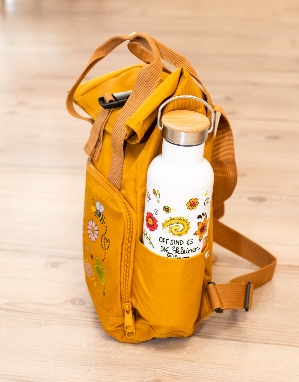 Rucksack klein Mustard „Happy Flowers”