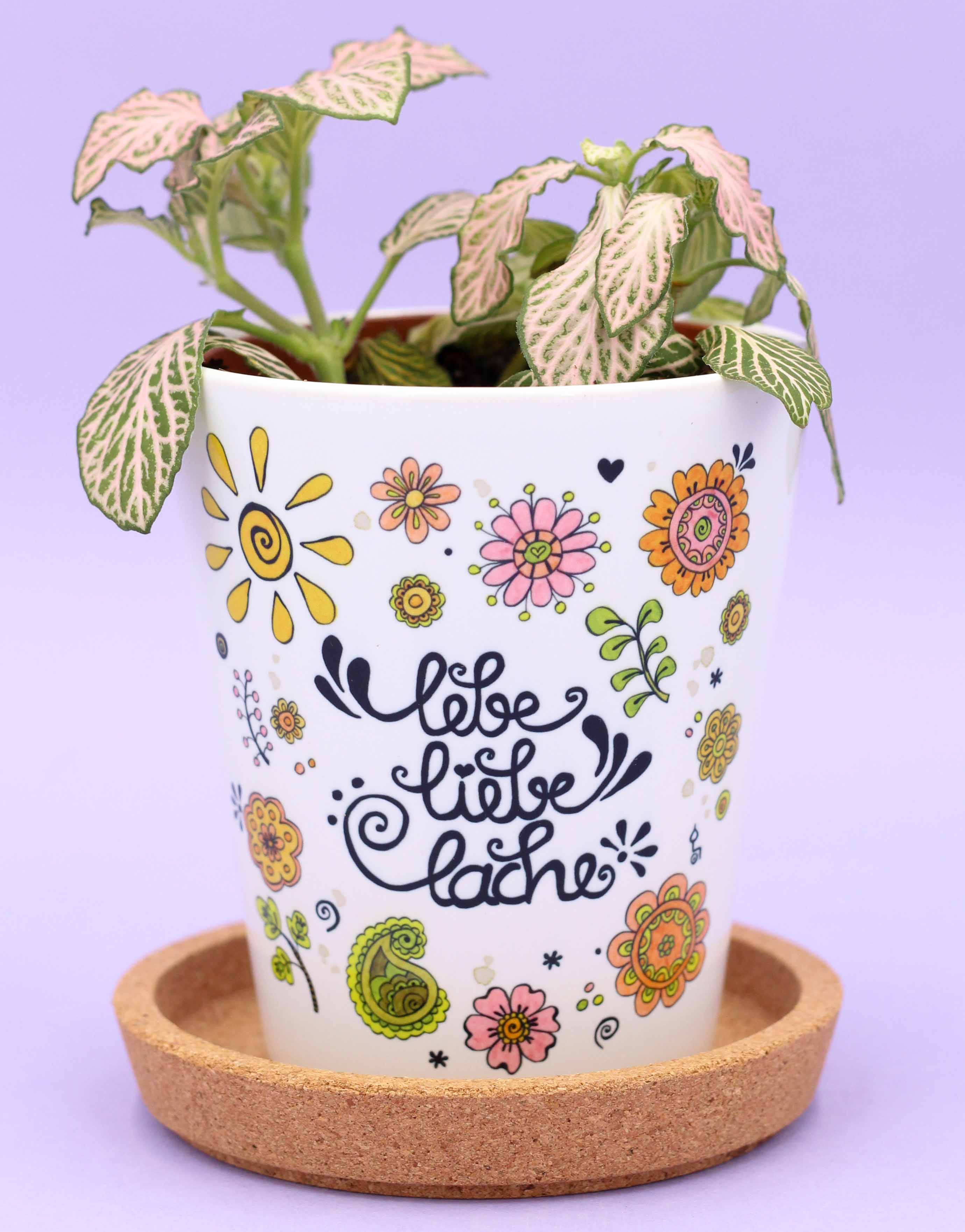 Blumentopf "Lebe, liebe, lache"